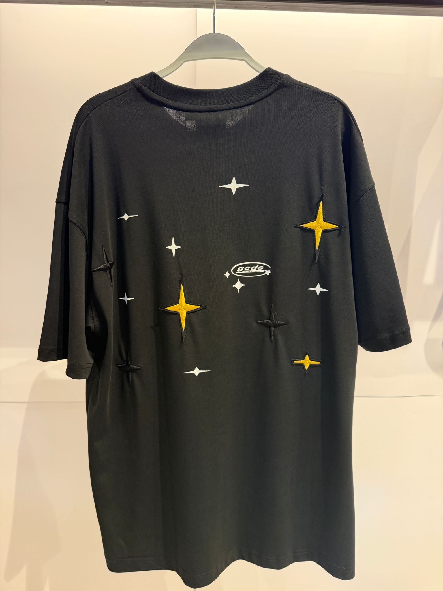 GCDS טי שירט כוכבים גב אוברסייז