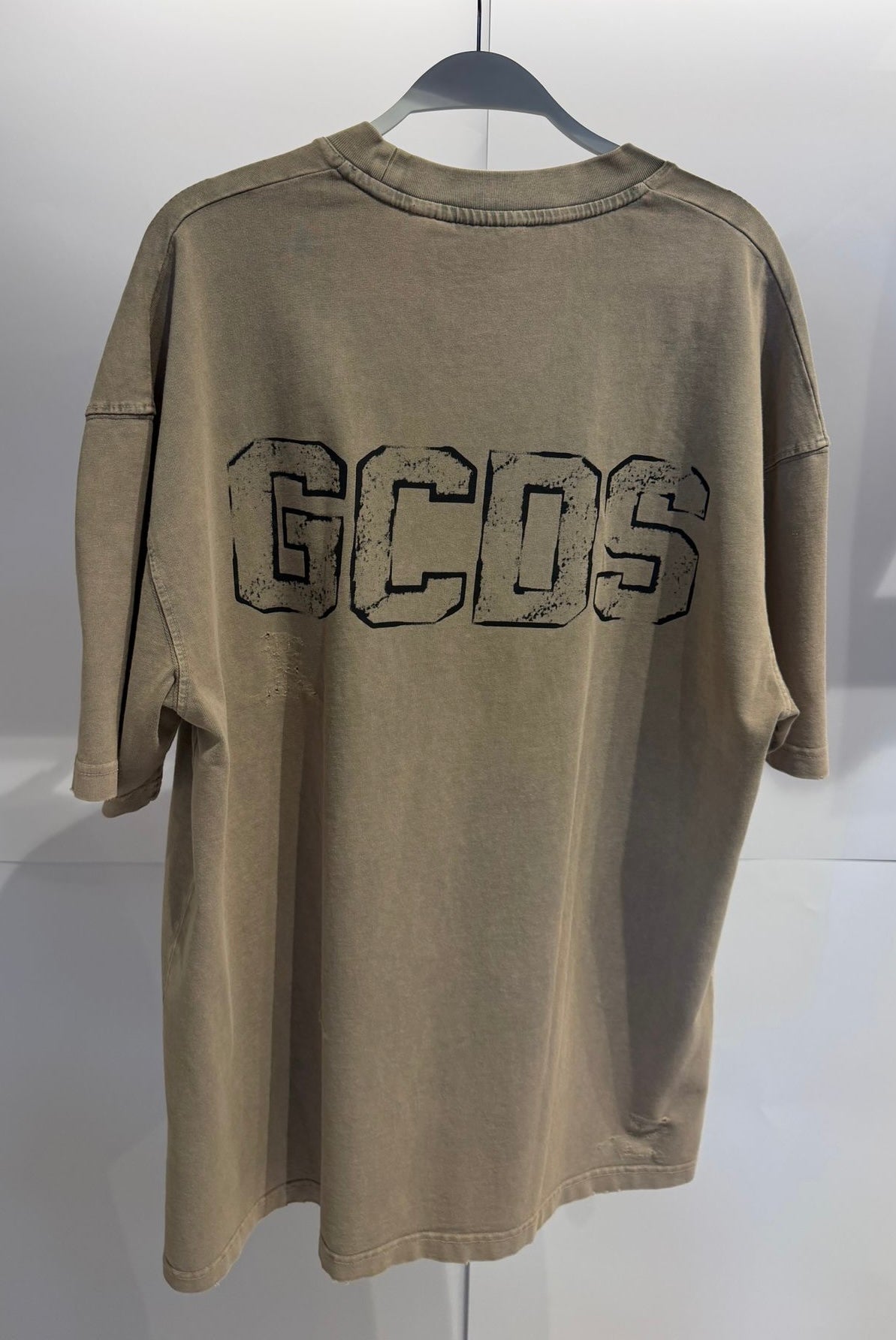 חולצה משופשפת GCDS