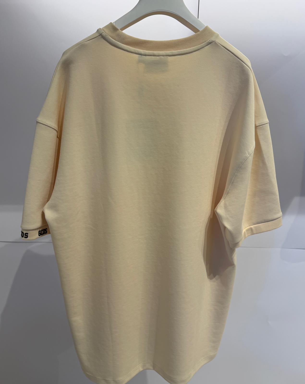 טי שירט בז׳ לוגו באמצע GCDS