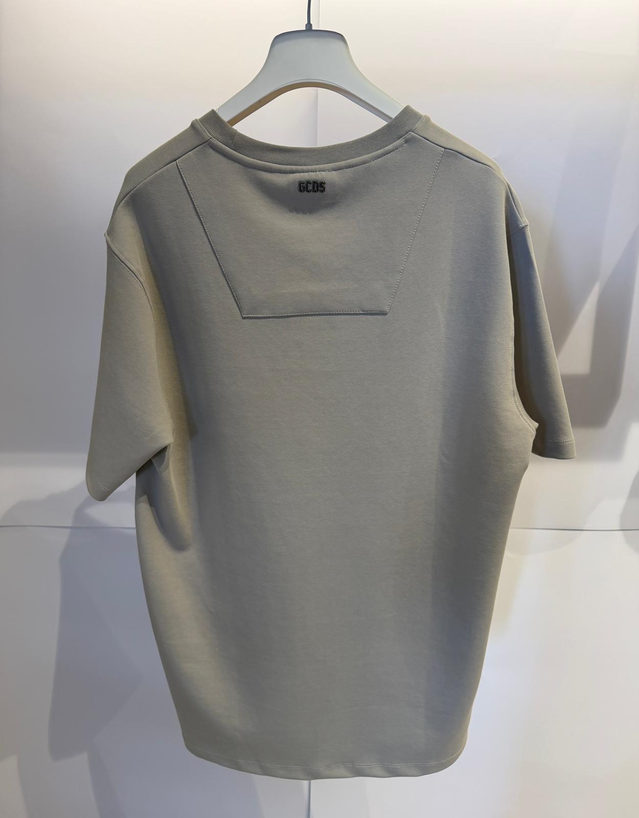 טי שירט פאץ׳ תחתון אדום GCDS