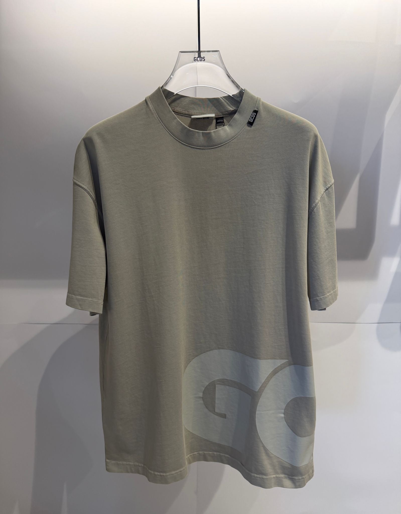 טי שירט לוגו תחתון GCDS