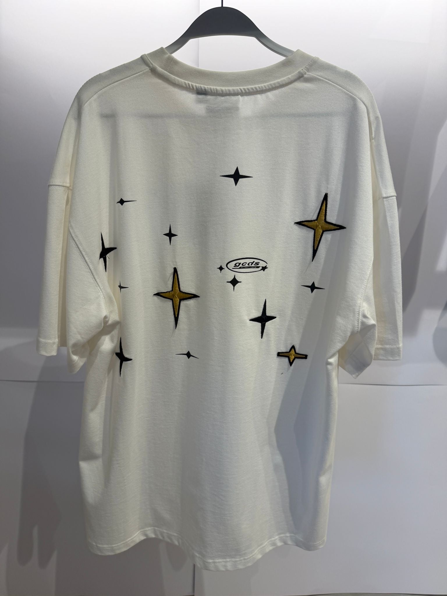 GCDS טי שירט כוכבים גב אוברסייז