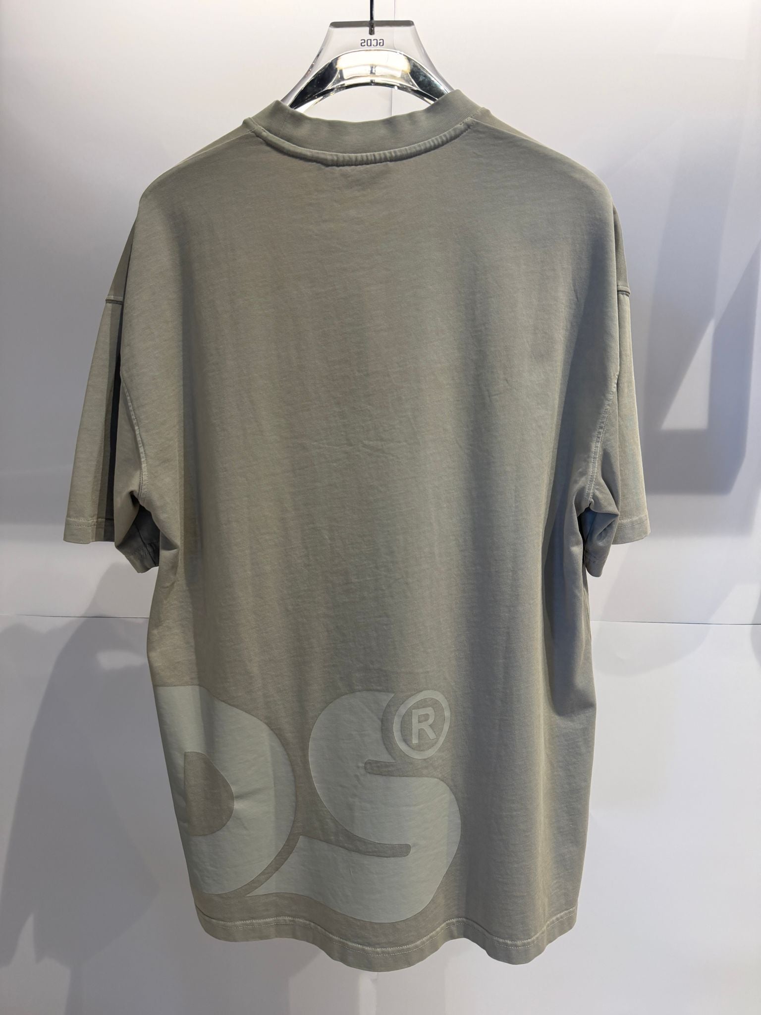 טי שירט לוגו תחתון GCDS