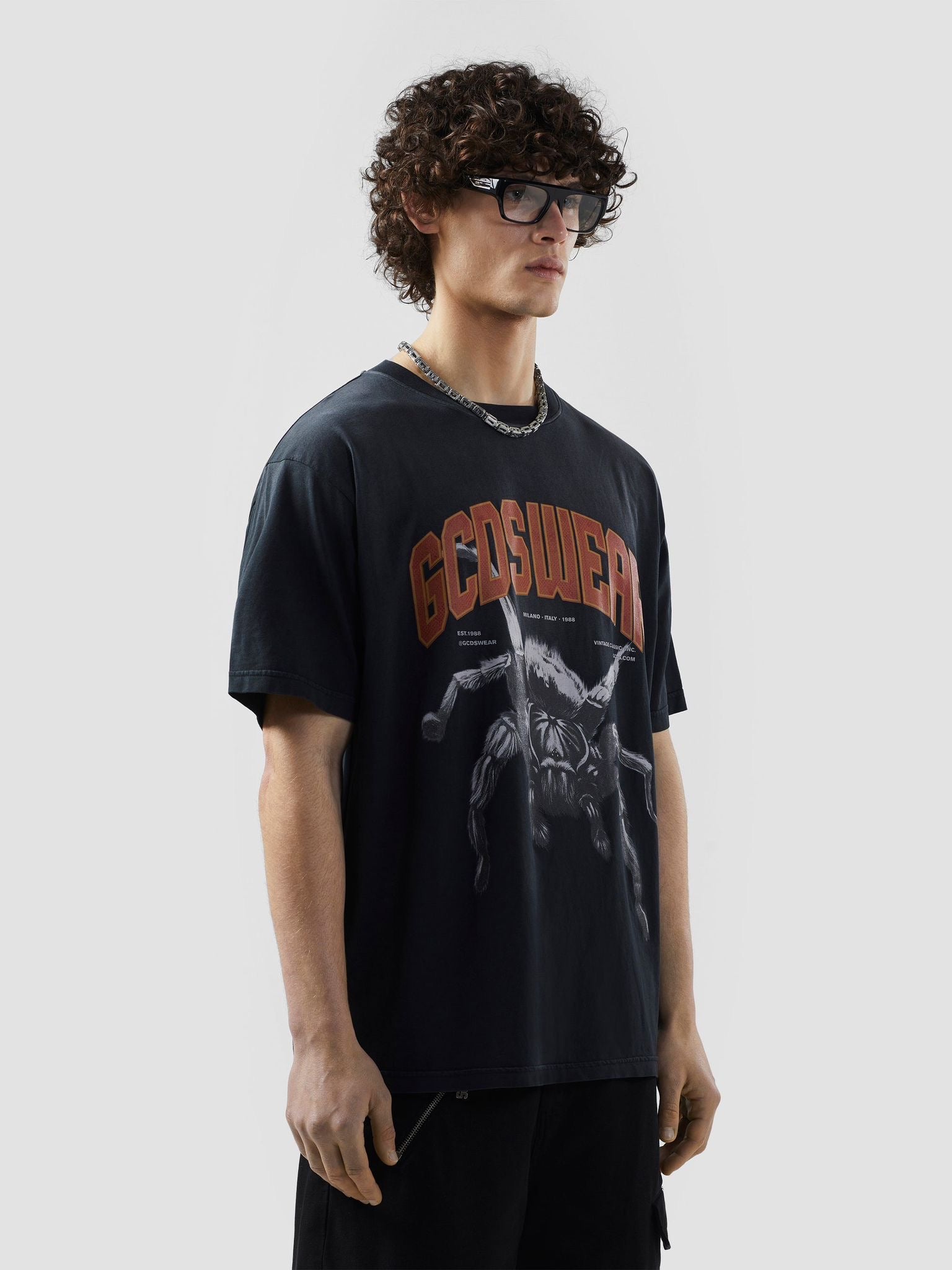 טי שירט עכביש GCDS