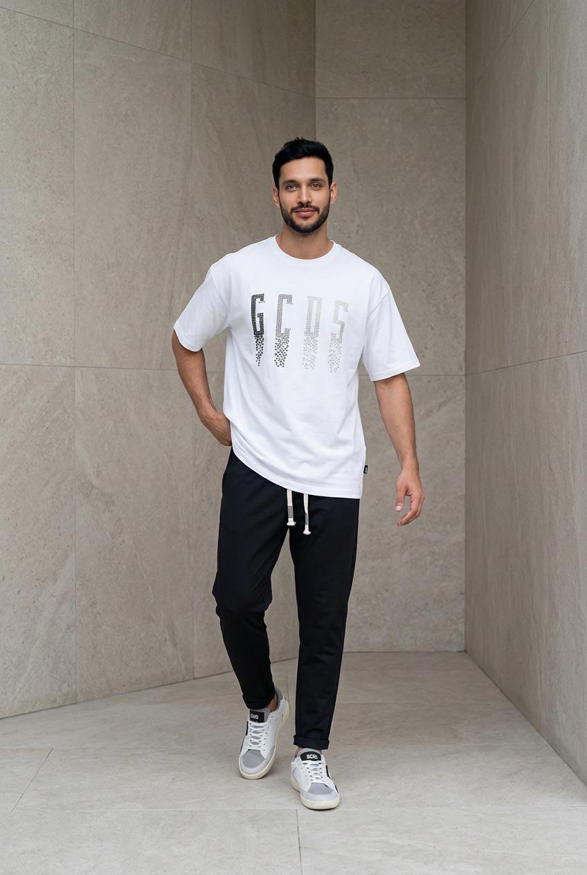 חולצה כתב כסוף GCDS